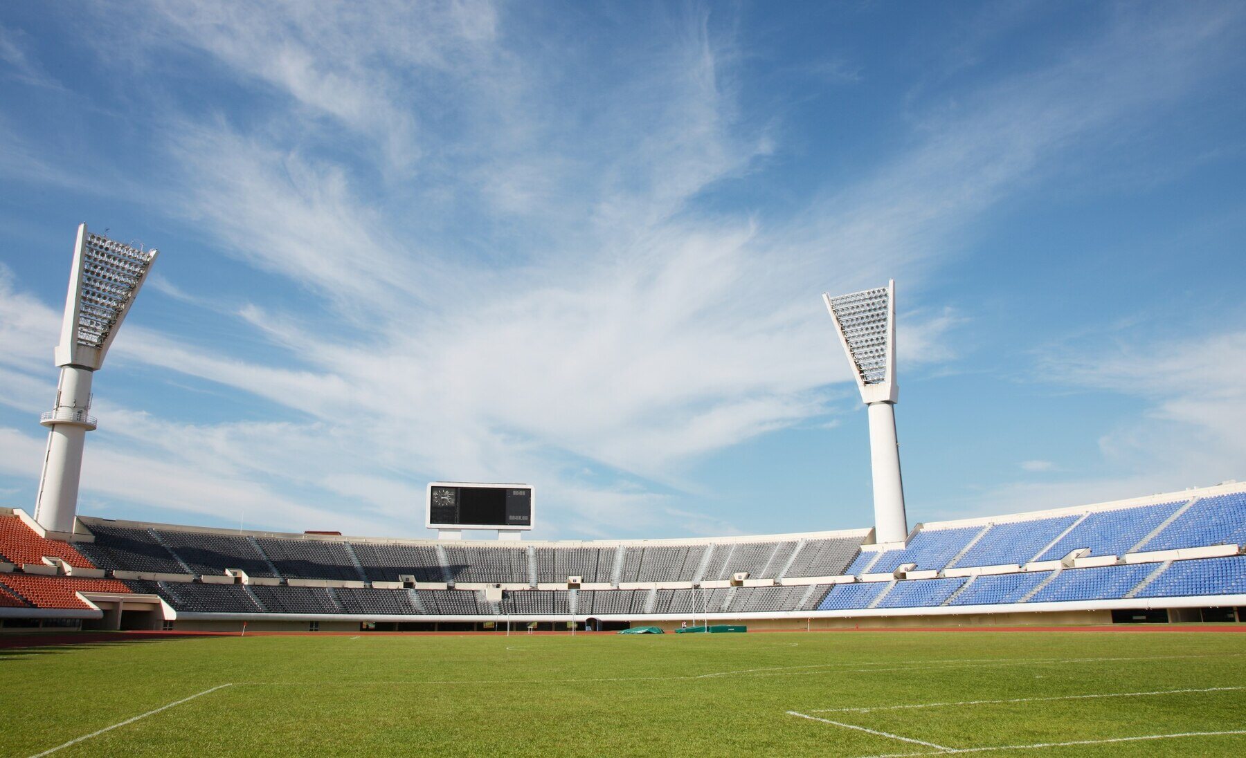 sports-stadium_1308-4848